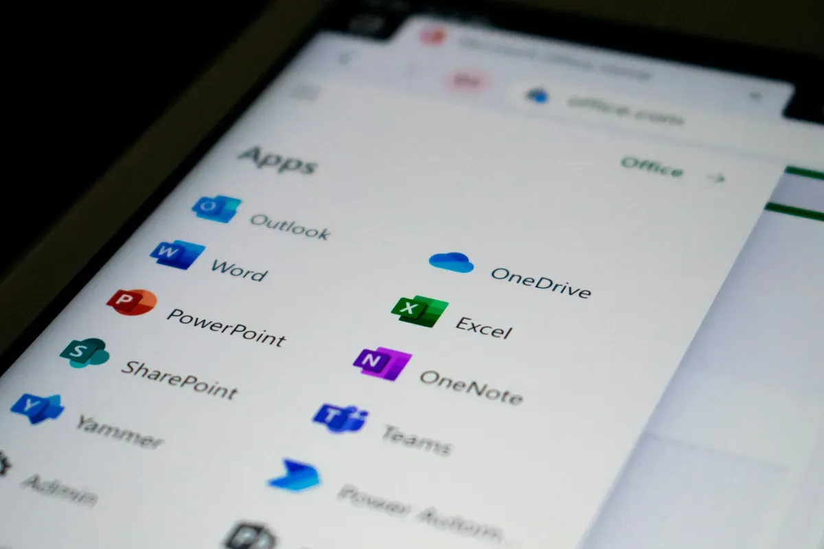 Écosystème Microsoft 365 : applications pilotées pour PME du Loiret